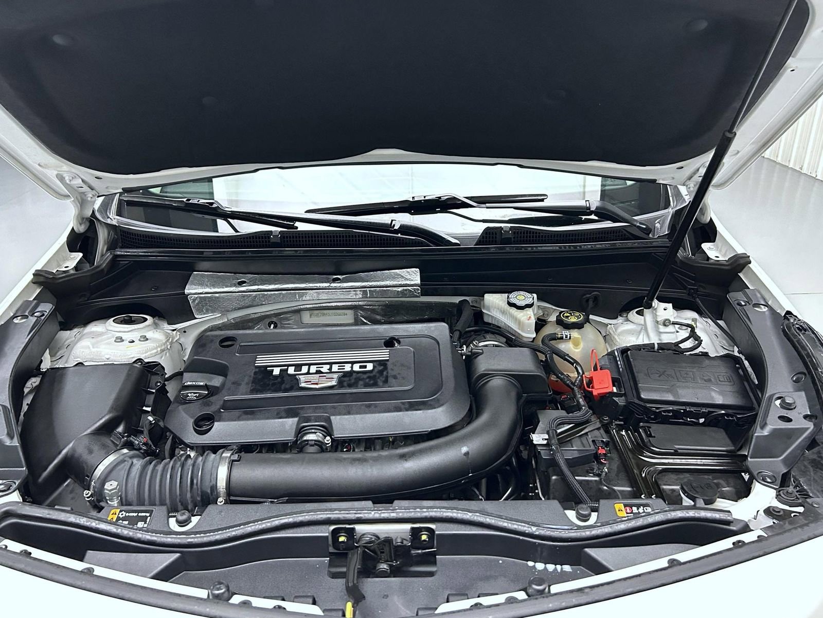 Used 2020 Cadillac XT4 Premium Luxury image 24