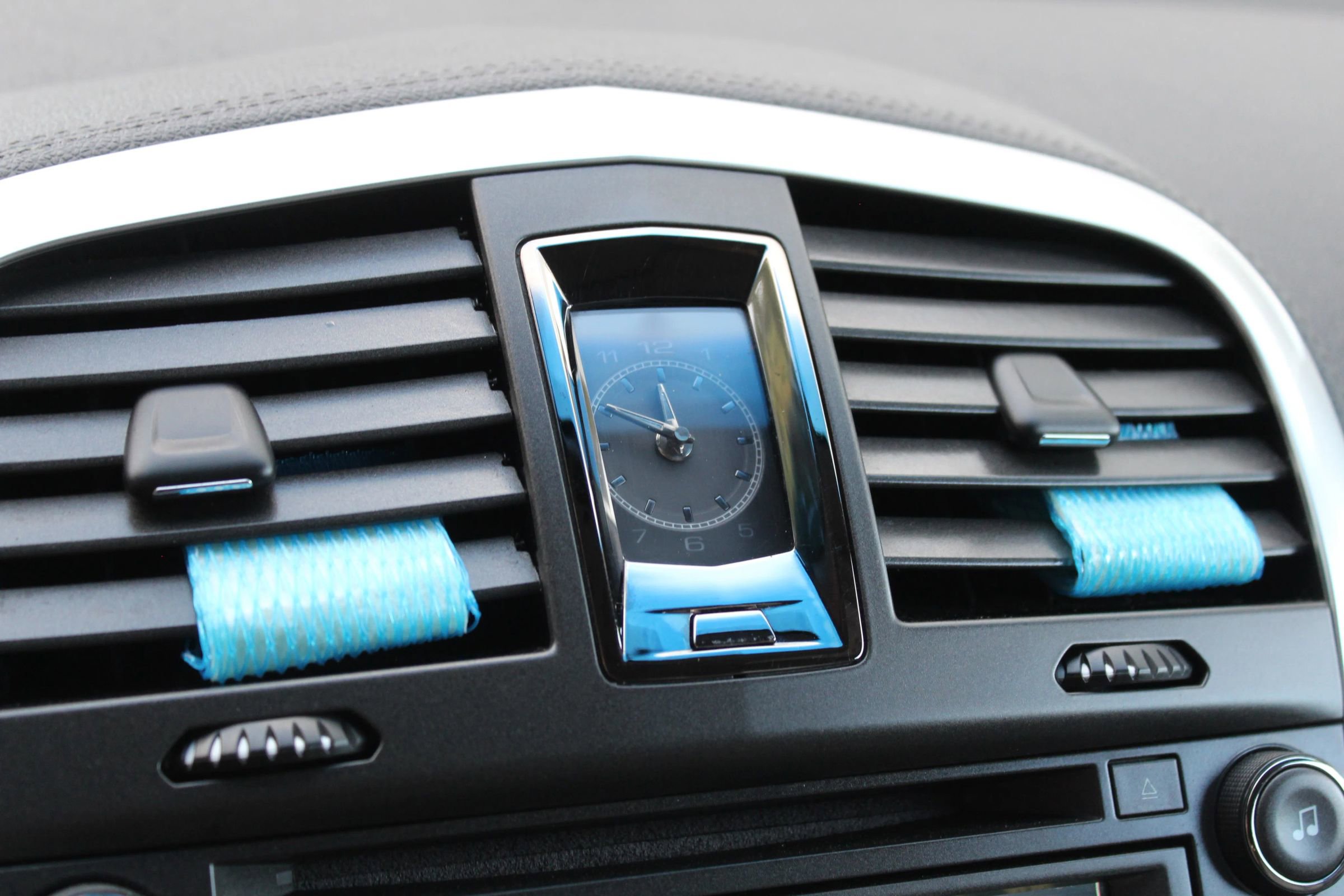 Used 2007 Cadillac SRX w/ Theater Package image 35