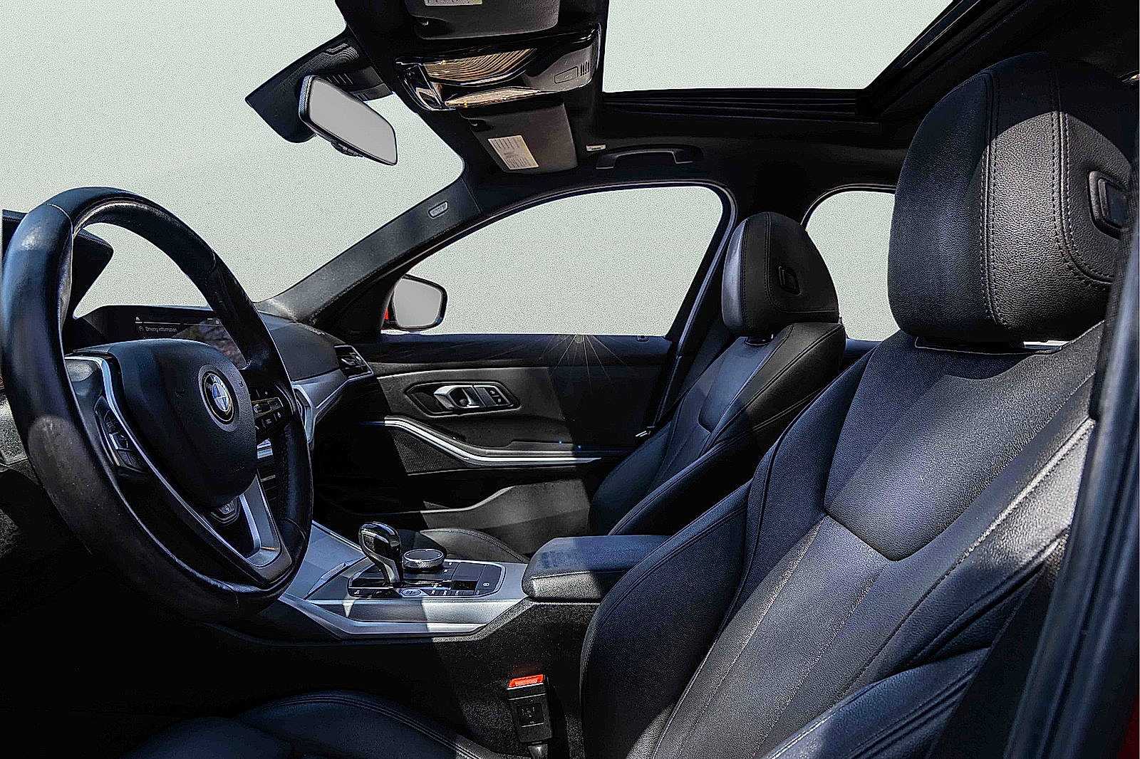Used 2019 BMW 330i xDrive Sedan w/ Convenience Package image 9