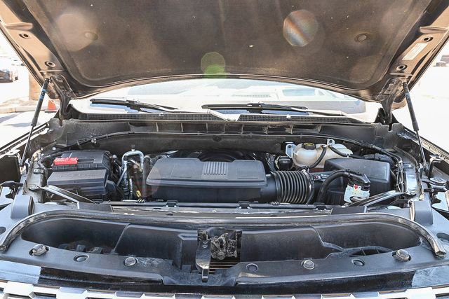 Used 2023 GMC Yukon XL Denali w/ Advanced Technology Package image 28