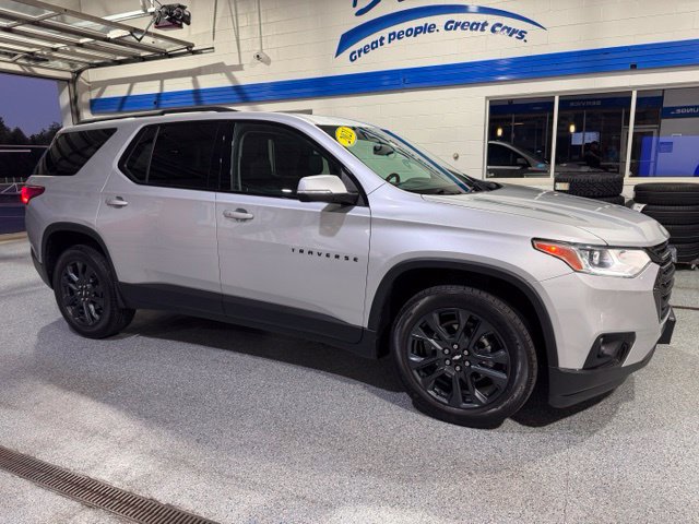 Used 2021 Chevrolet Traverse RS FWD image 12