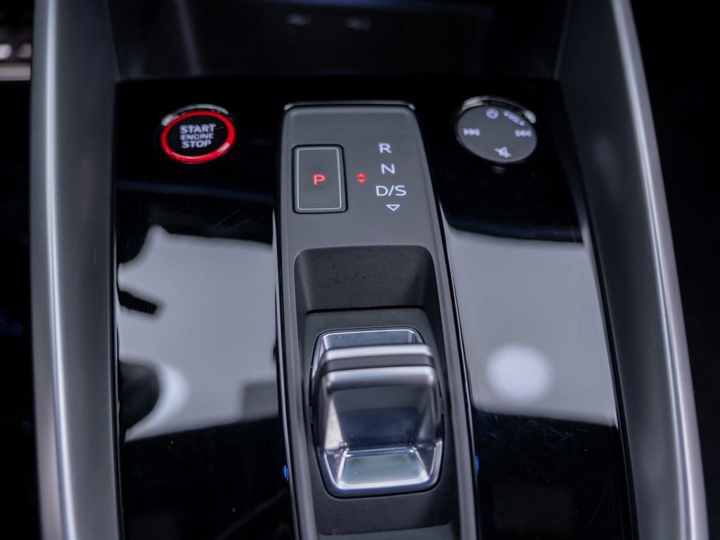 Used 2022 Audi RS 3 AWD/4WD image 31