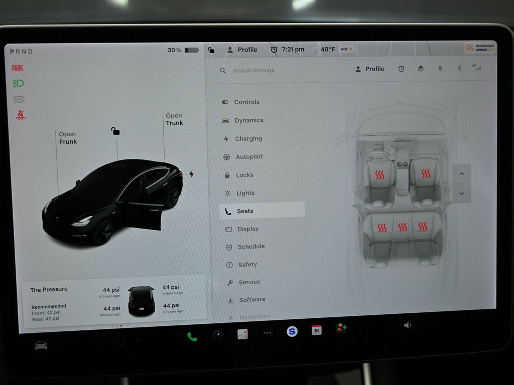 Used 2018 Tesla Model 3 Long Range image 26
