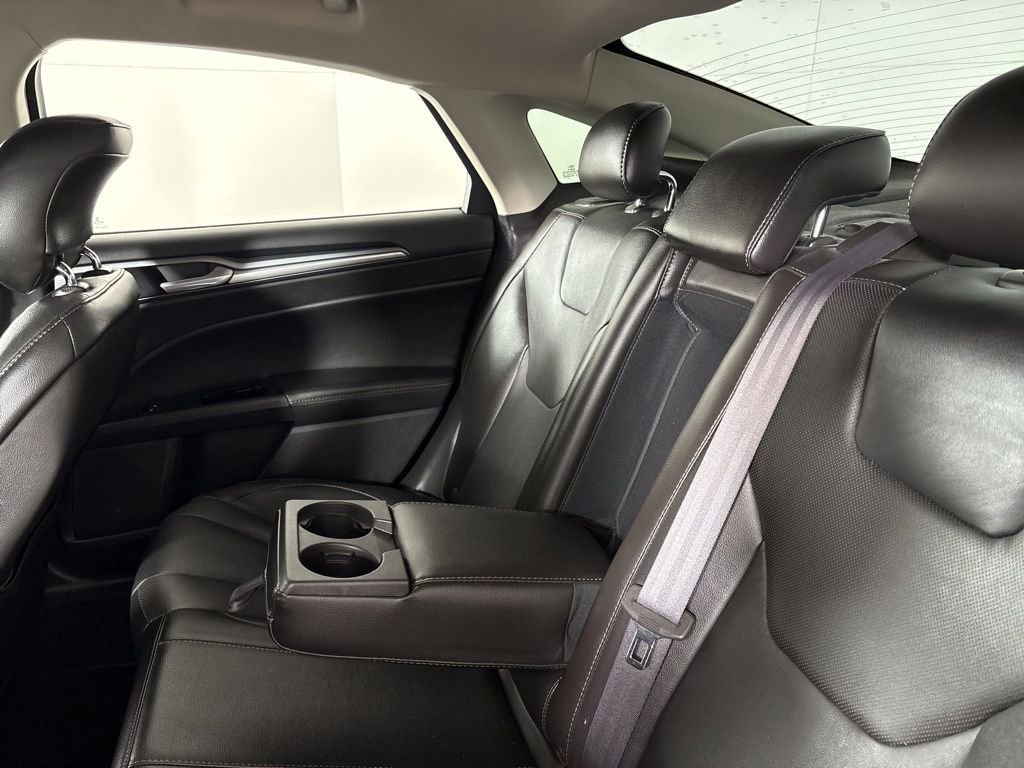 Used 2014 Ford Fusion Titanium image 19