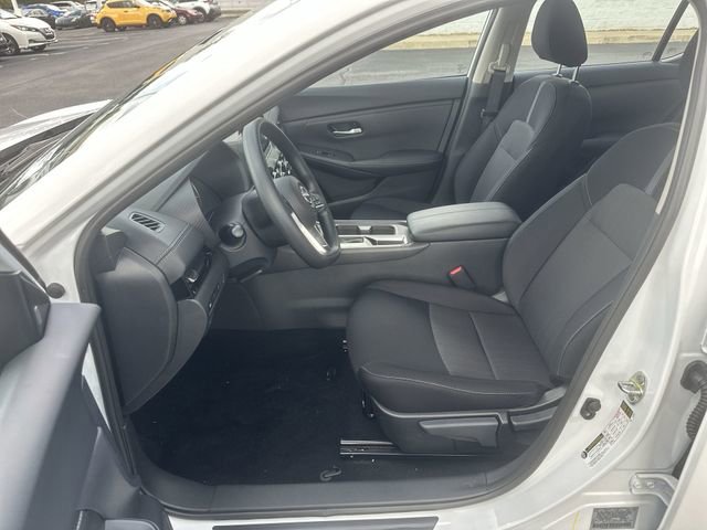 New 2025 Nissan Sentra SV w/ Trunk Package image 11