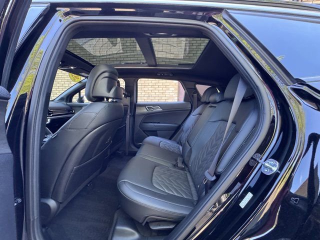 Used 2023 Kia Sportage X-Line w/ X-Line Premium Package AWD/4WD image 45