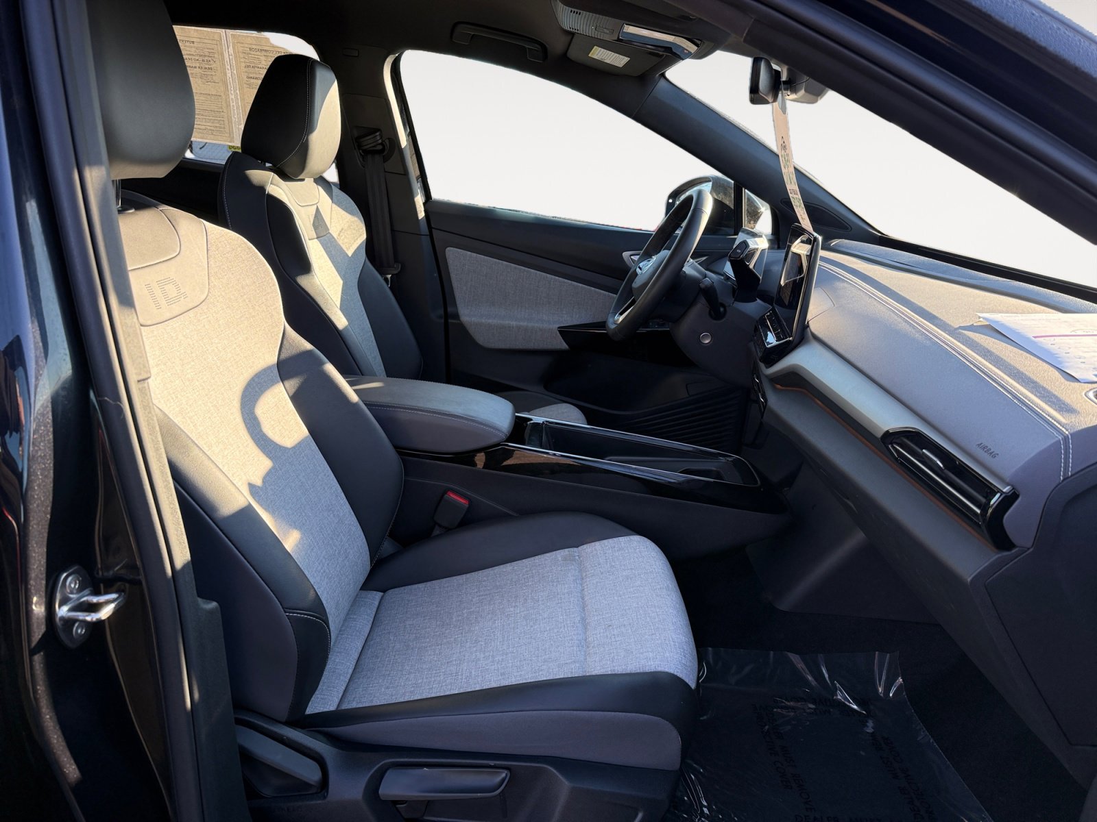 Certified 2023 Volkswagen ID.4 2WD image 19