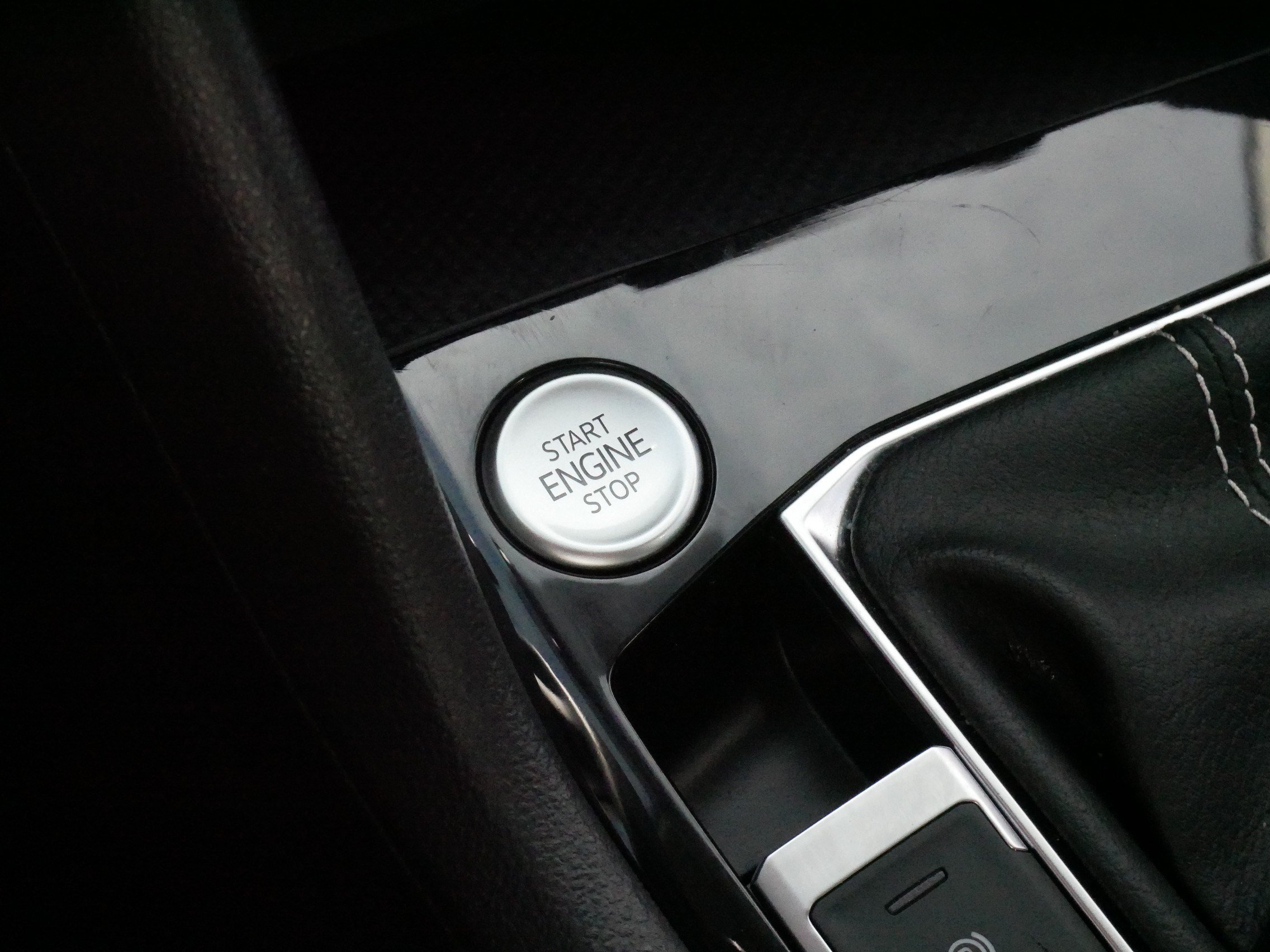 Certified 2024 Volkswagen Taos S AWD/4WD image 28