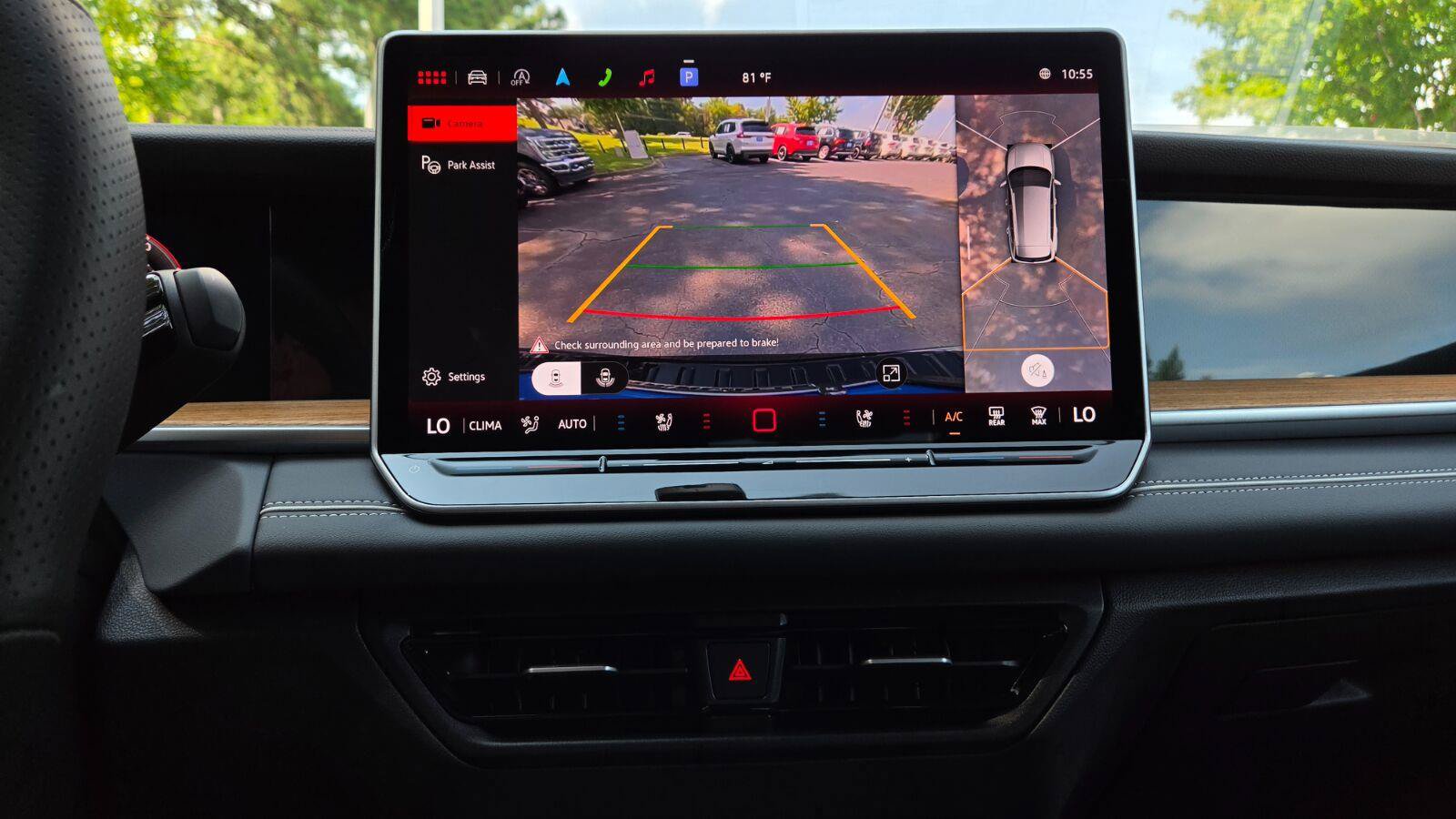 New 2026 Volkswagen Tiguan SEL R-Line AWD/4WD image 38