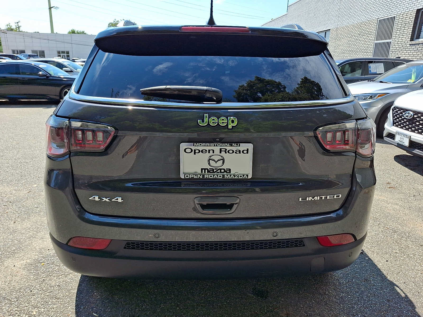 Used 2024 Jeep Compass Limited AWD/4WD image 5
