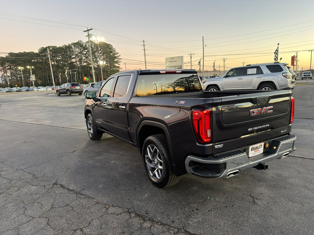 Used 2022 GMC Sierra 1500 SLT image 7