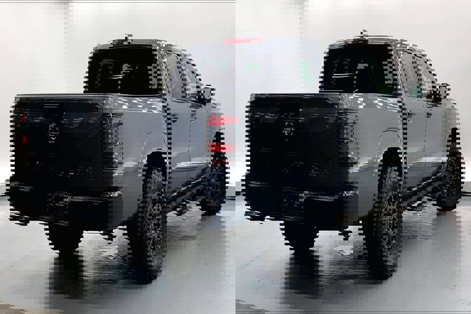 Used 2024 Nissan Frontier S image 4