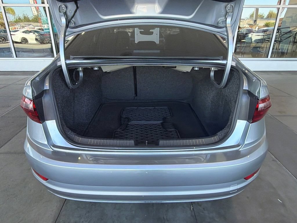 Used 2020 Volkswagen Jetta SEL FWD image 14
