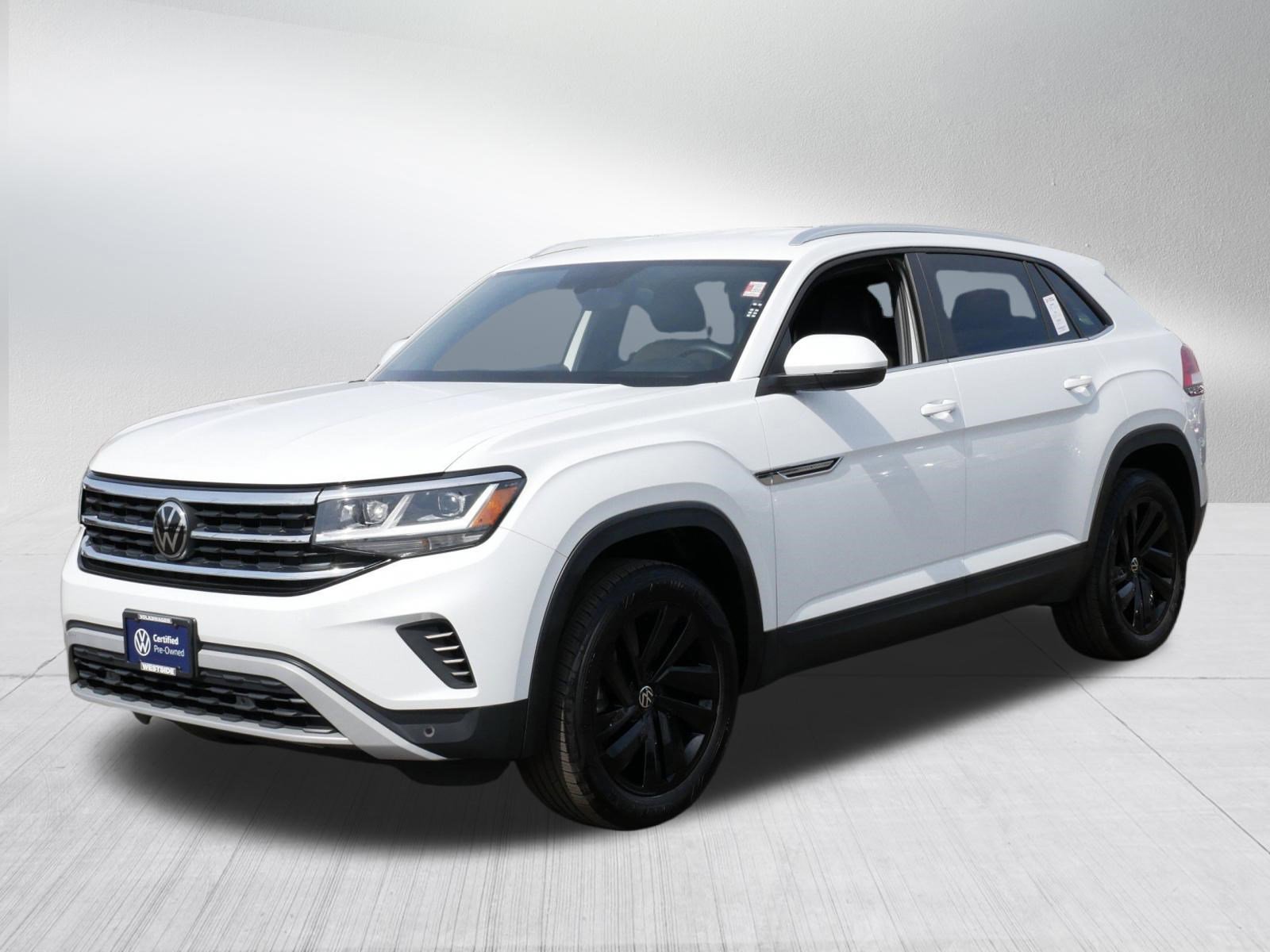 Certified 2023 Volkswagen Atlas Cross Sport SE w/ Black Wheel Package AWD/4WD image 3