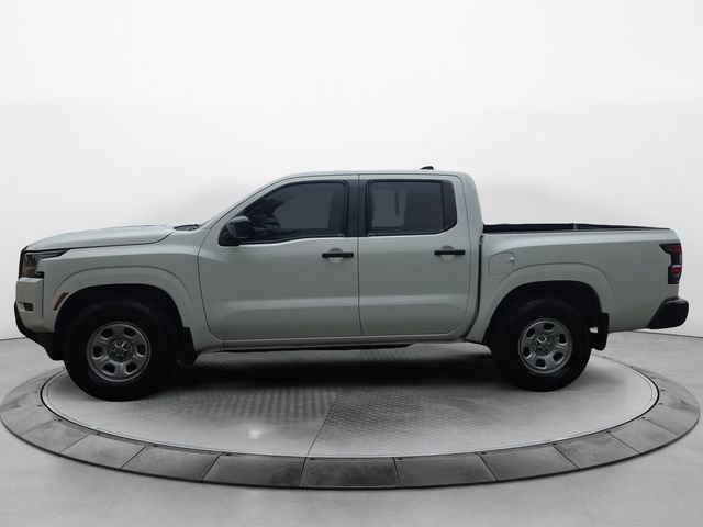 Used 2024 Nissan Frontier S RWD image 2