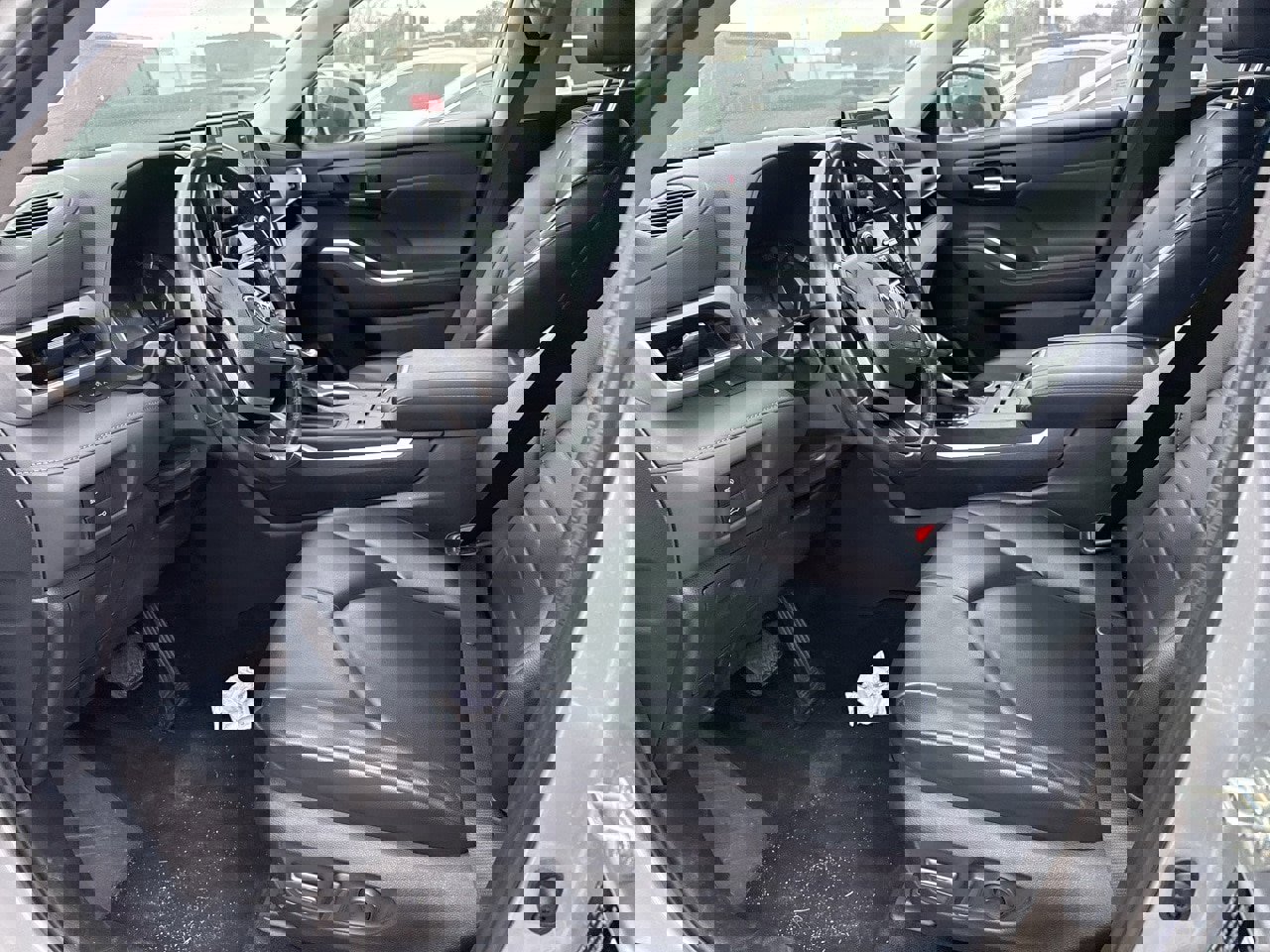 Used 2022 Toyota Highlander XLE image 8