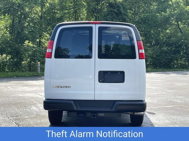 New 2025 Chevrolet Express 2500 w/ Driver Convenience Package RWD image 5