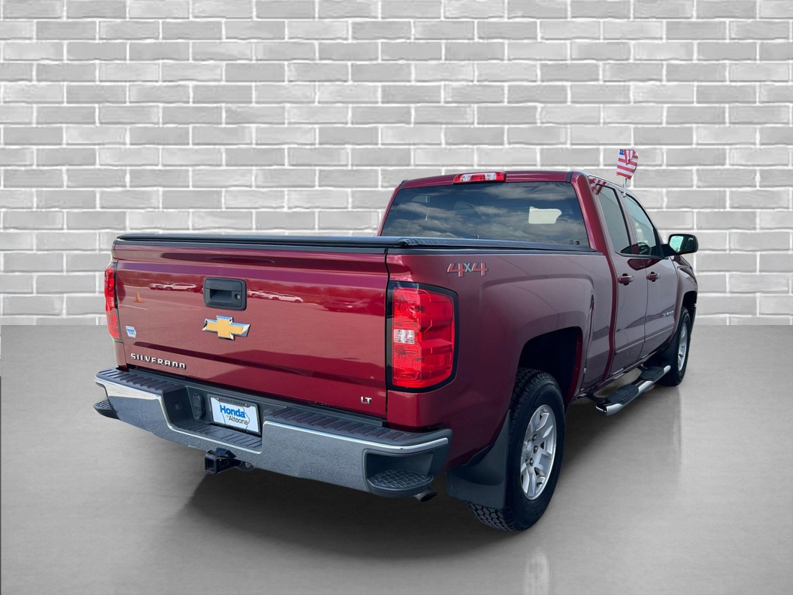 Used 2018 Chevrolet Silverado 1500 LT w/ All Star Edition image 5