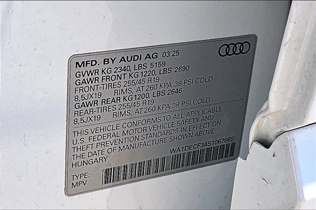 New 2025 Audi Q3 2.0T Premium image 13