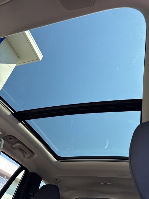 Used 2025 Volvo XC90 B5 Plus image 22