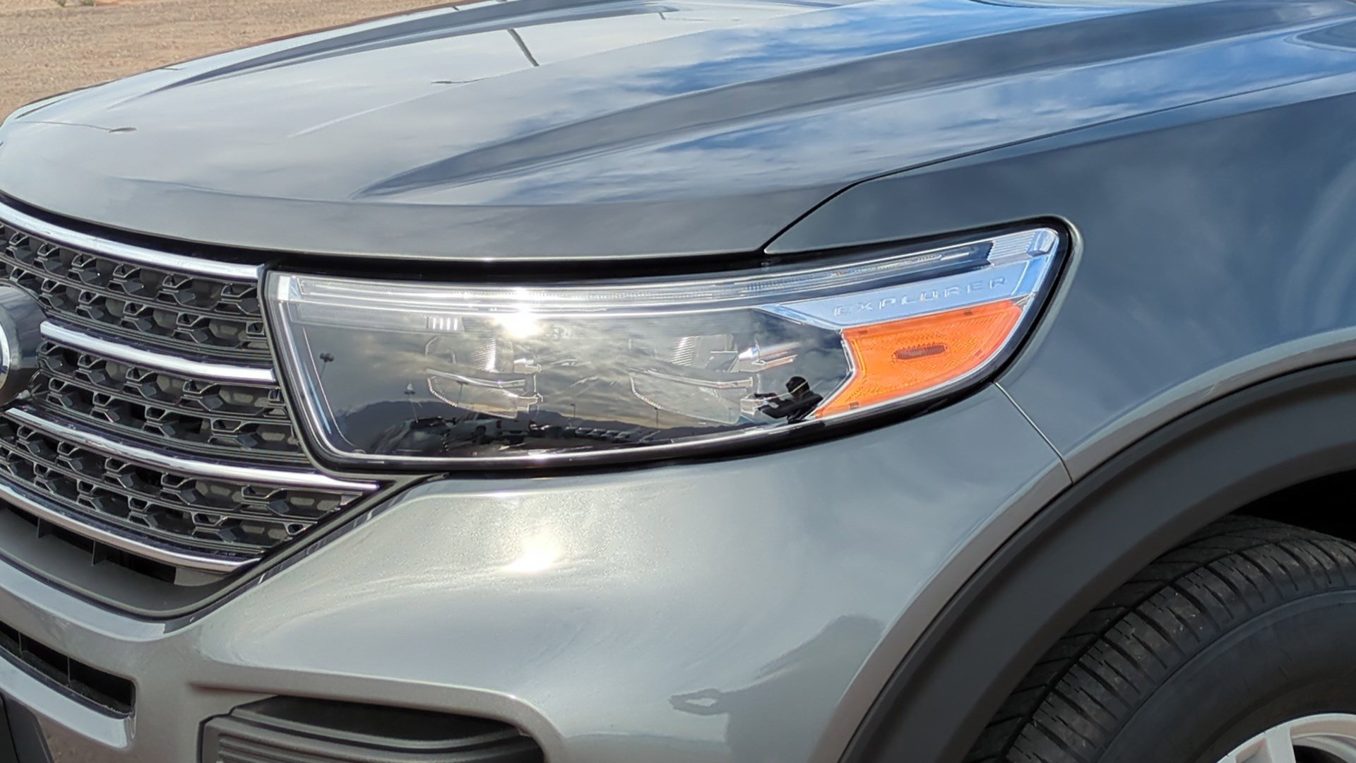 Used 2022 Ford Explorer XLT image 10