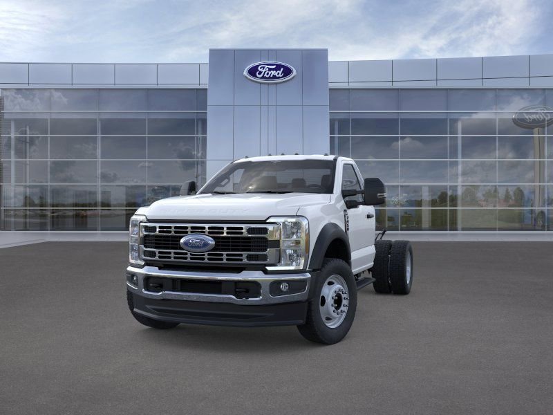 New 2025 Ford F450 XL w/ XL Chrome Package AWD/4WD image 2