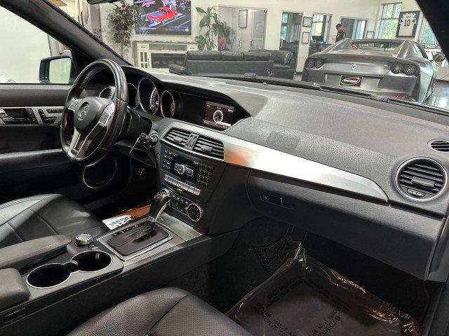 Used 2013 Mercedes-Benz C 250 Sedan image 45