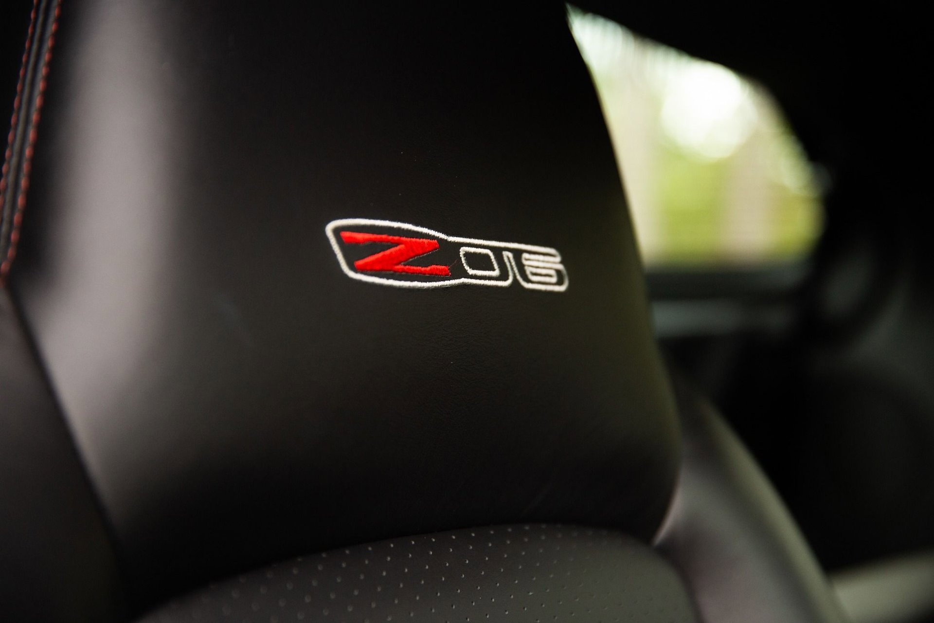 Used 2007 Chevrolet Corvette Z06 w/ Preferred Equipment Group RWD image 10