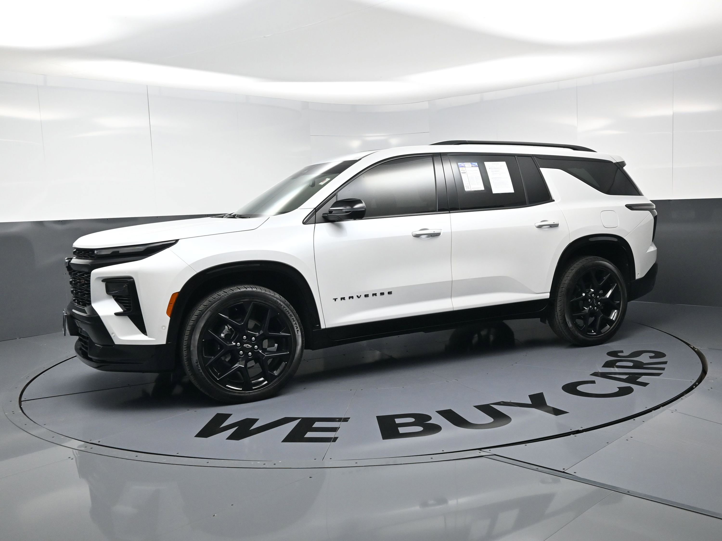 Certified 2025 Chevrolet Traverse RS w/ LPO, Floor Liner Package image 6