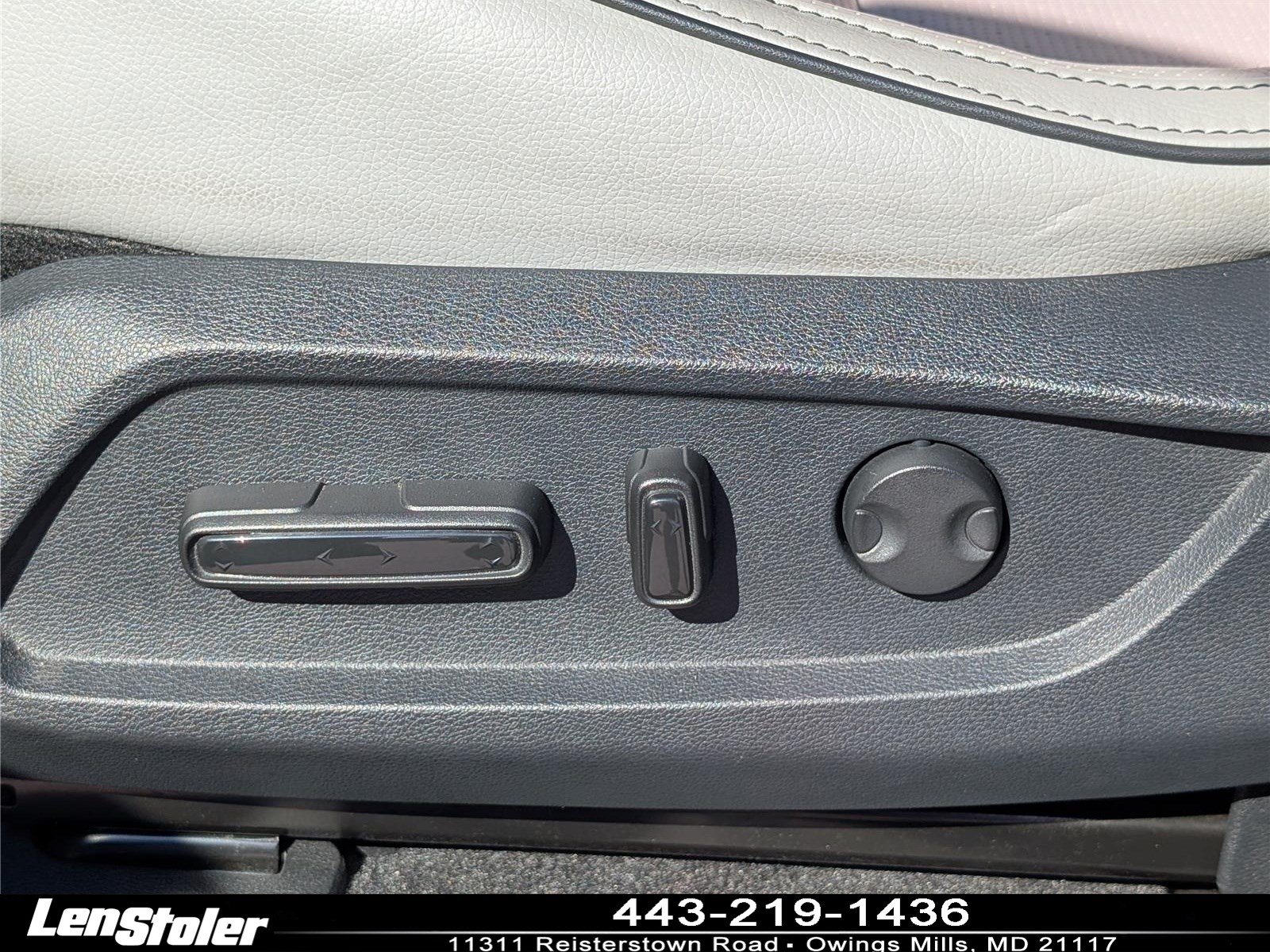 Used 2023 Honda Pilot Elite image 25