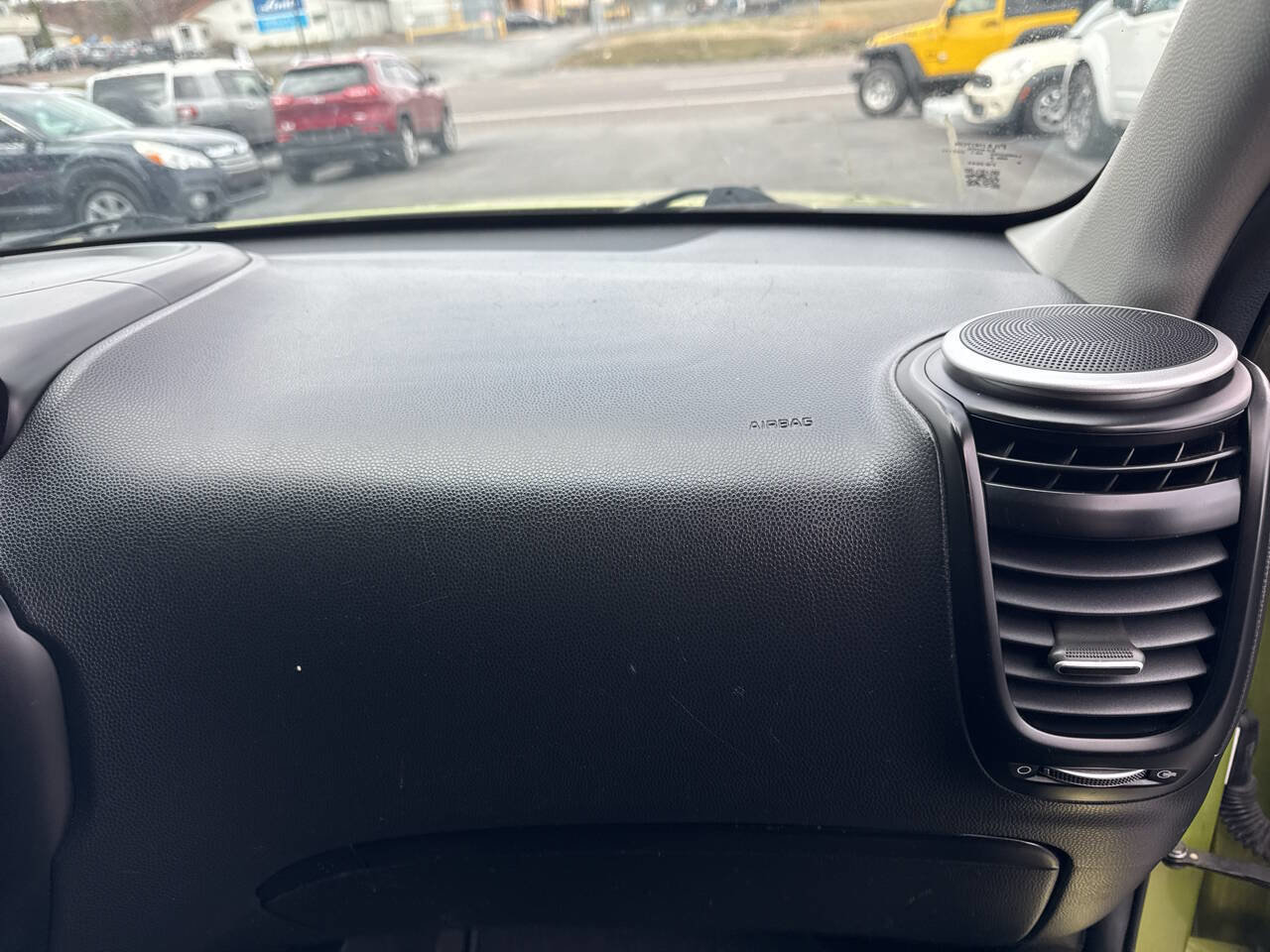 Used 2015 Kia Soul image 28