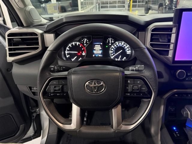Used 2023 Toyota Tundra Limited AWD/4WD image 17