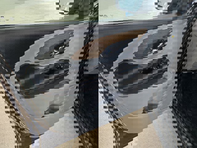 Used 2019 GMC Terrain SLE image 23