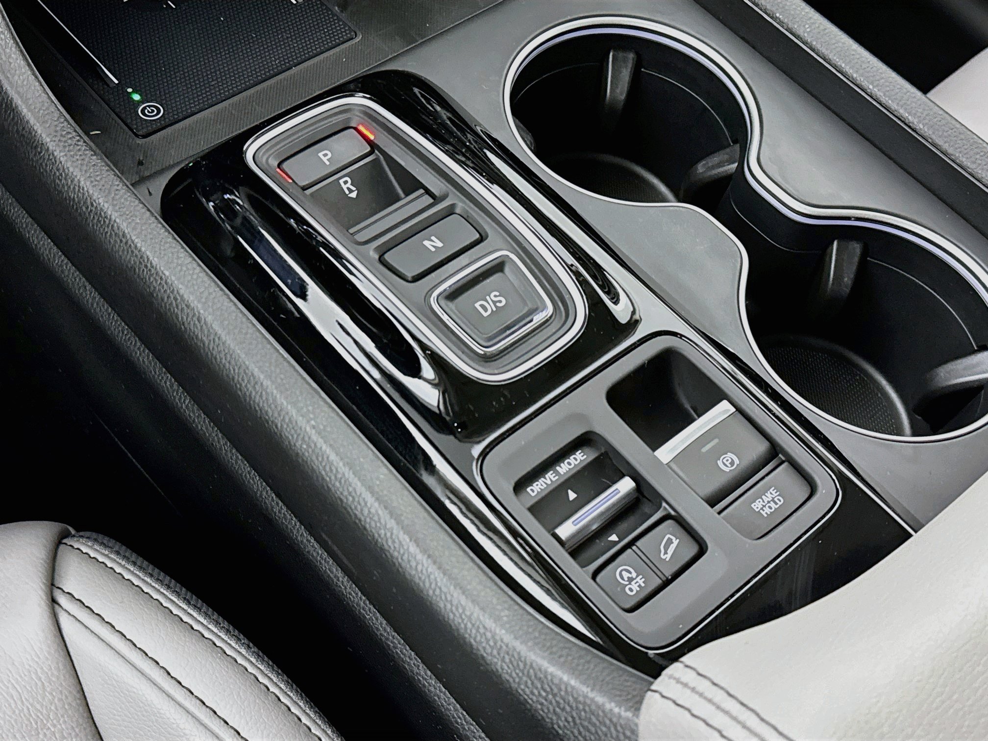 Certified 2024 Honda Pilot Touring image 17