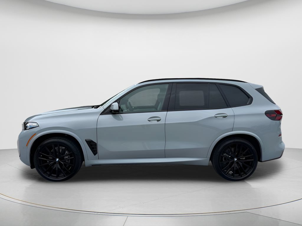 New 2026 BMW X5 xDrive40i w/ M Sport Package AWD/4WD image 8