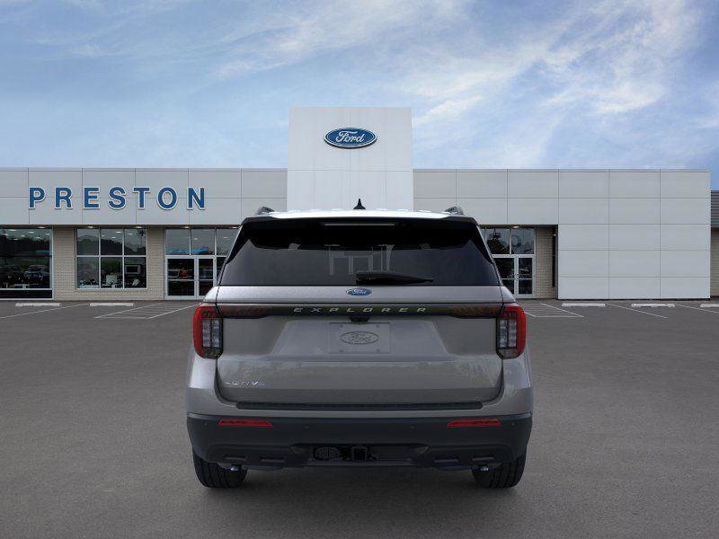 New 2026 Ford Explorer Active image 5
