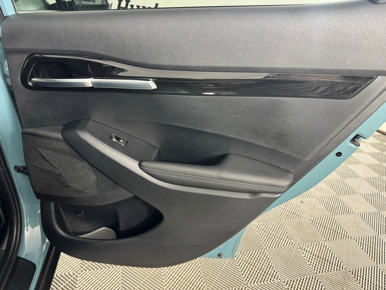 Used 2025 Kia Seltos EX image 27