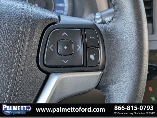 Used 2016 Toyota Sienna XLE FWD image 26