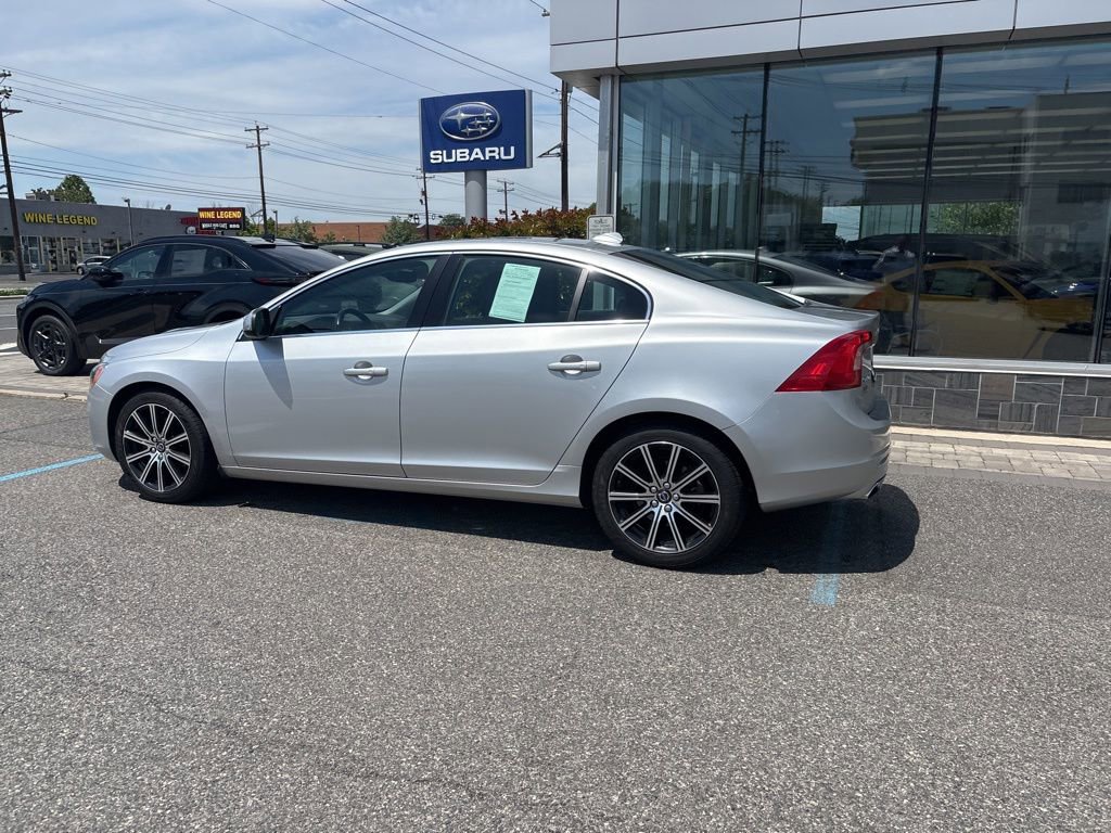 Used 2018 Volvo S60 T5 Inscription Platinum AWD/4WD image 9