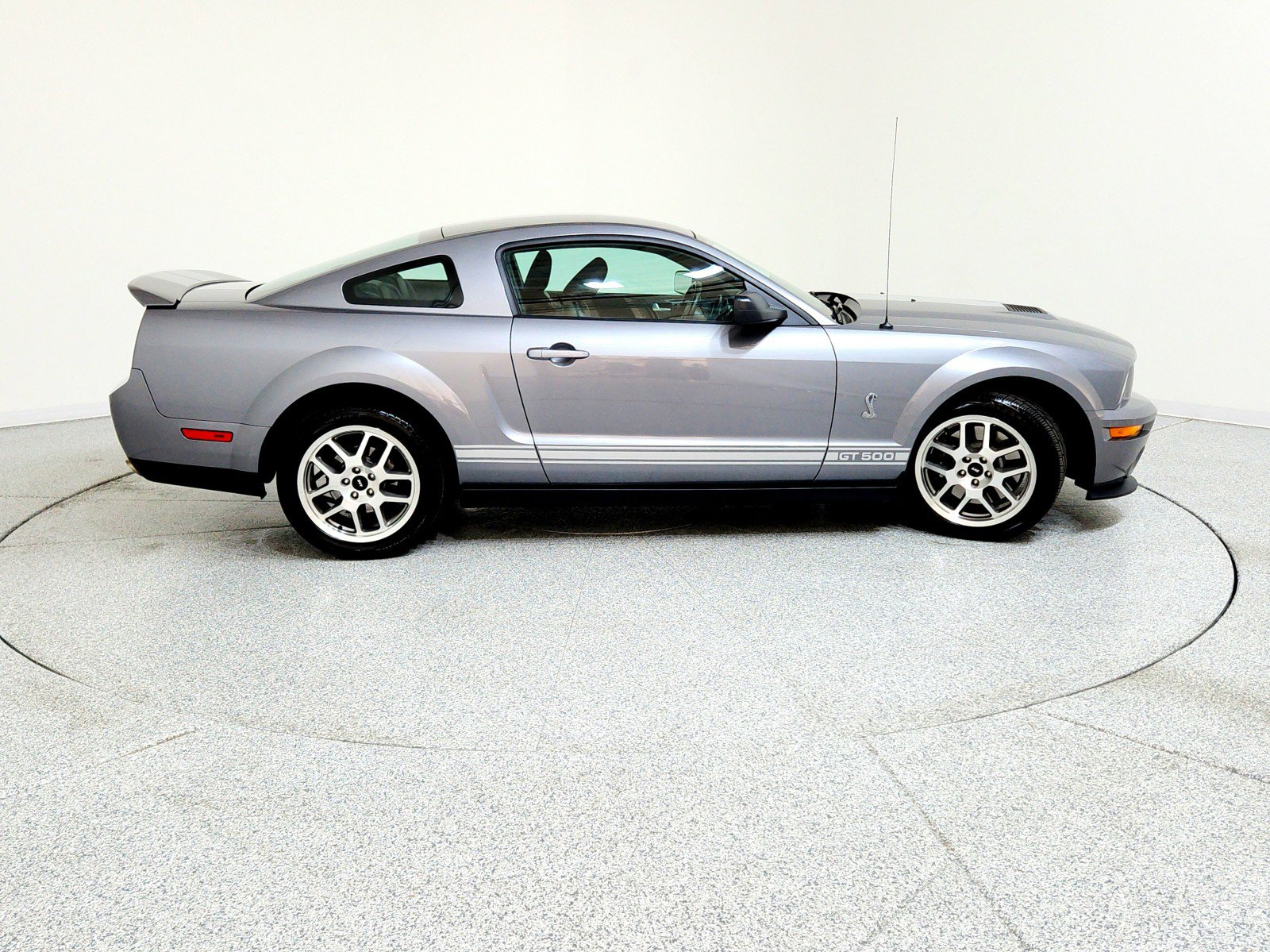 Used 2007 Ford Mustang Shelby GT500 image 5