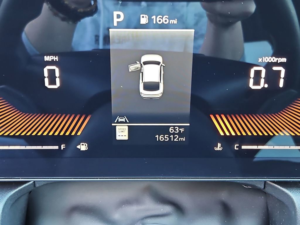 Used 2025 Kia K4 LXS image 13