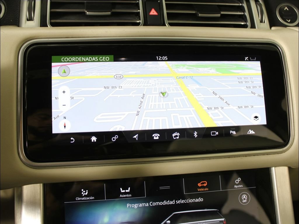 Used 2020 Land Rover Range Rover HSE AWD/4WD image 19