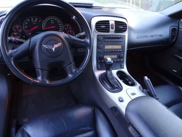 Used 2005 Chevrolet Corvette Coupe w/ Preferred Equipment Group RWD image 7