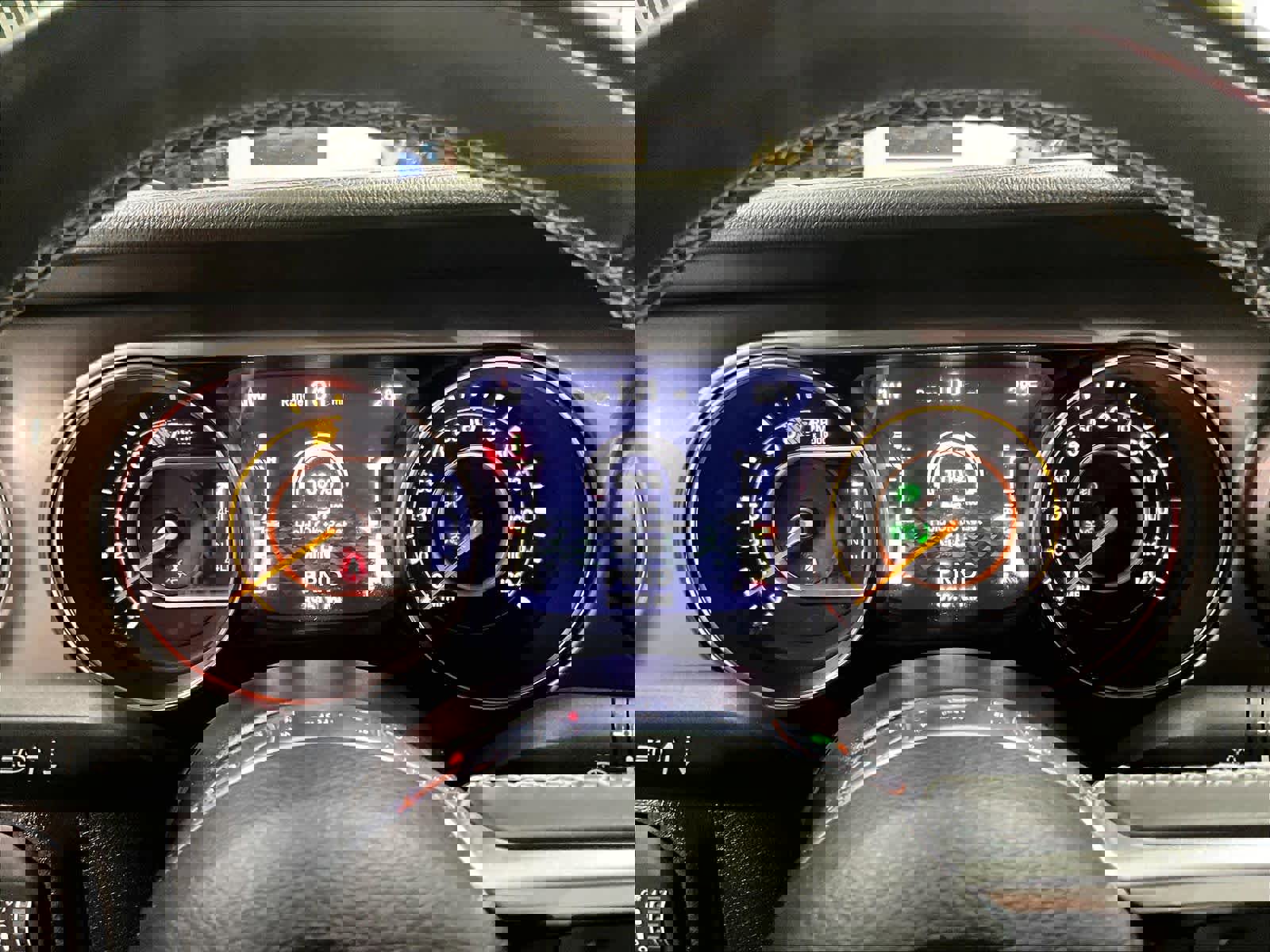 Used 2022 Jeep Wrangler Unlimited Sahara w/ Cold Weather Group image 25