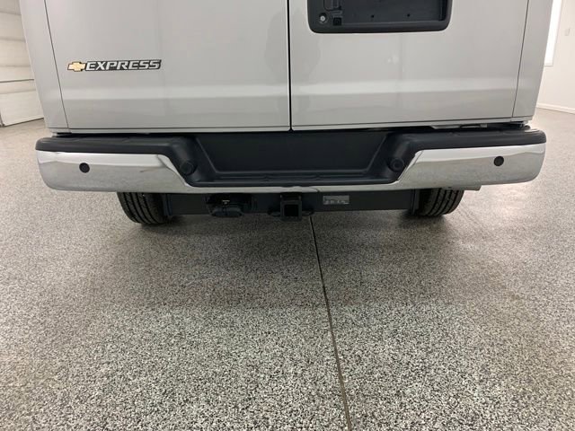 New 2025 Chevrolet Express 3500 Work Van w/ Driver Convenience Package image 23