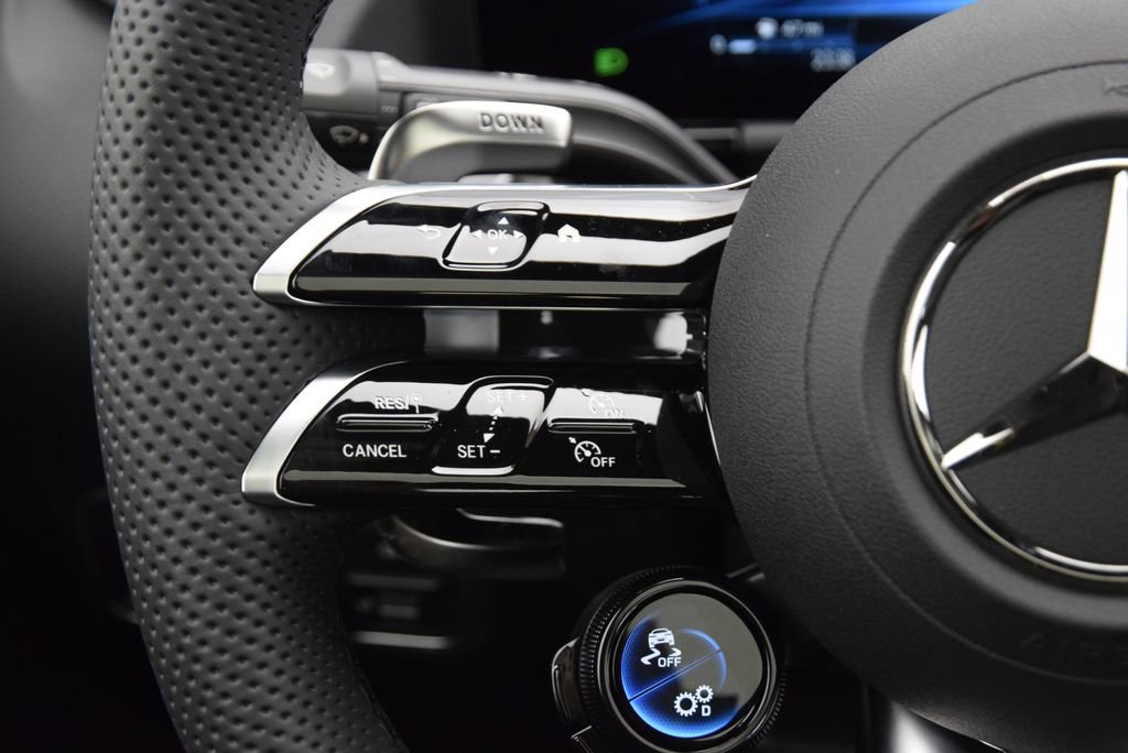 New 2026 Mercedes-Benz GLA 35 AMG 4MATIC image 24