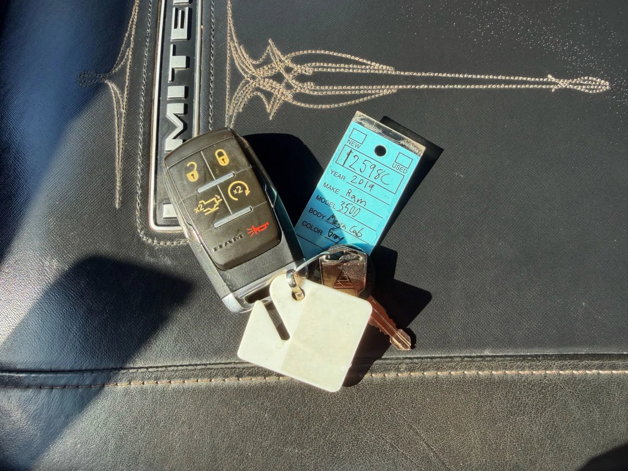 Used 2019 RAM 3500 Limited image 2