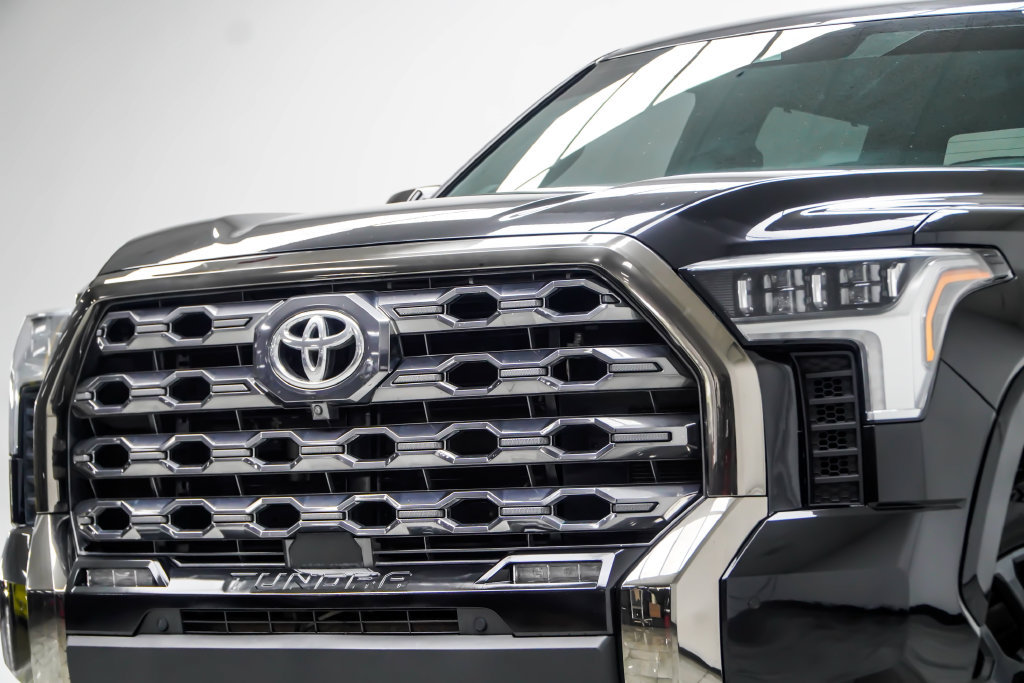 Used 2024 Toyota Tundra Platinum AWD/4WD image 2