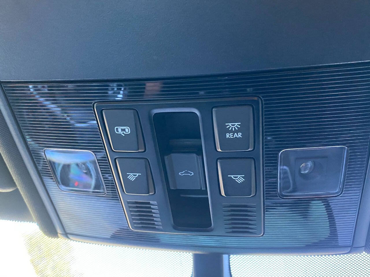 Used 2018 Volkswagen GTI SE FWD image 38