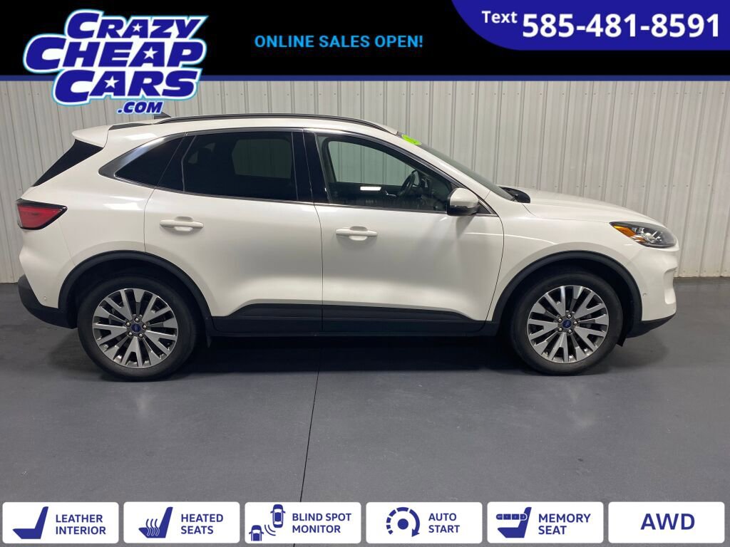 Used 2020 Ford Escape Titanium image 1